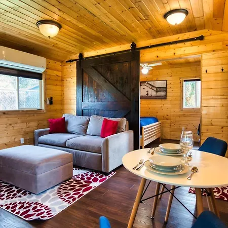 The Base Camp Villa Spokane Exterior photo