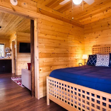 The Base Camp Villa Spokane Exterior photo